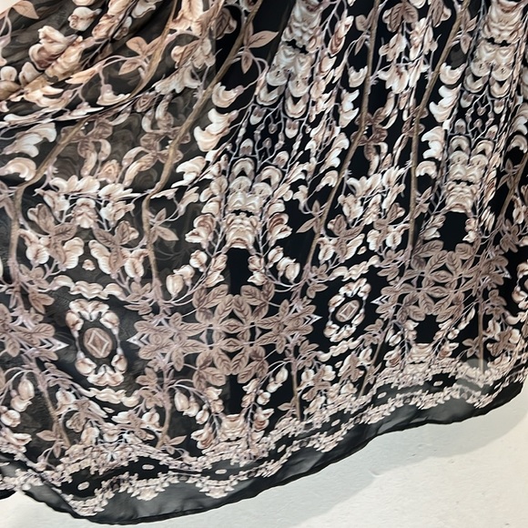 Taylor Dress Size 4 Maxi - Picture 3 of 4